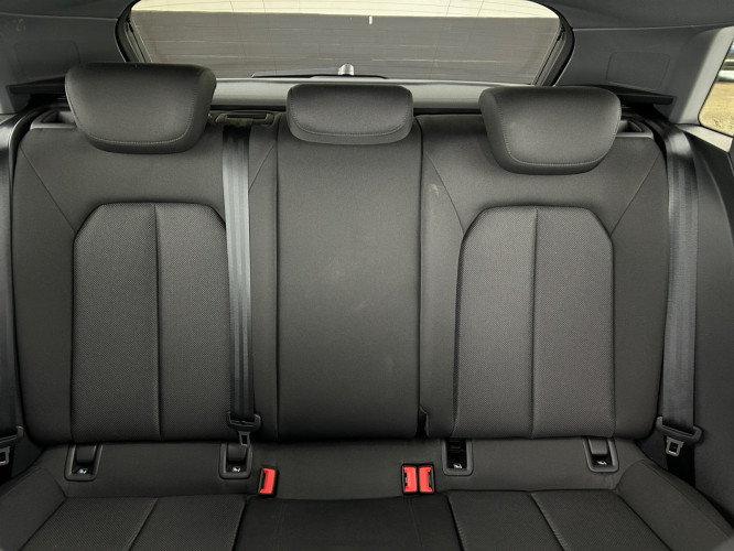 AUDI_AUDI_A3_FR2301018_6.jpg