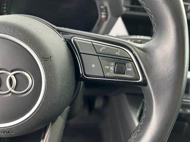 AUDI_AUDI_A3_FR2301018_8.jpg