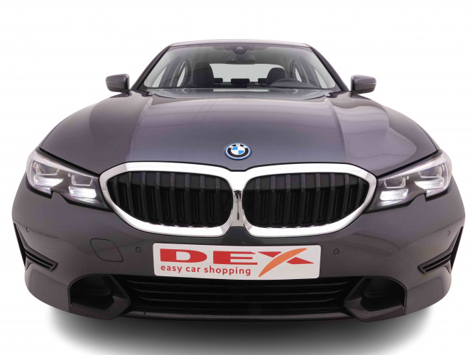BMW_BMW_3_2548342_1.jpg