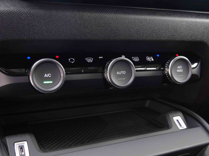 CITROEN_CITROEN_E_C4_2548585_14.jpg