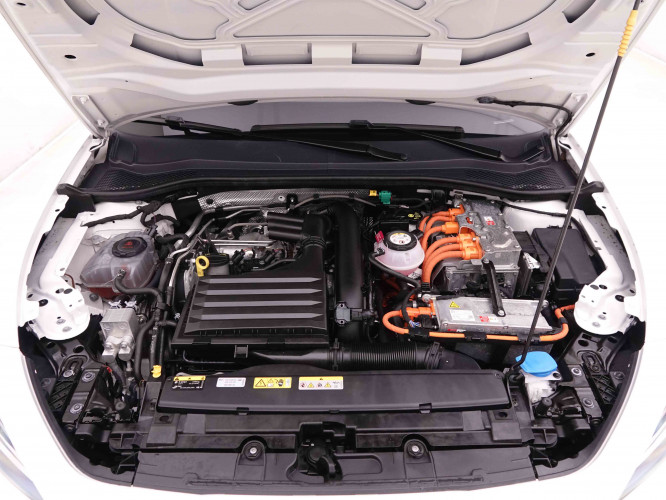 CUPRA_CUPRA_LEON_2548128_20.jpg