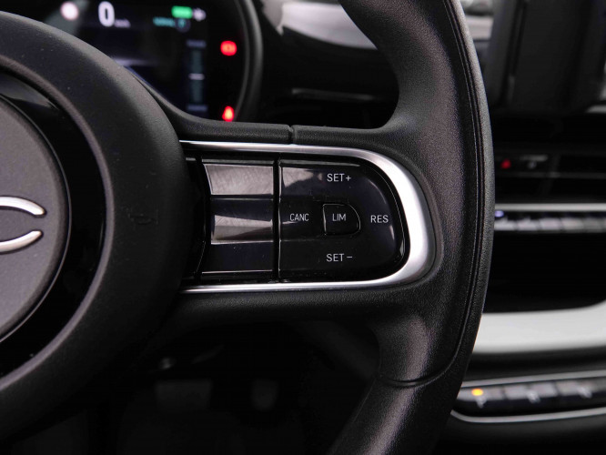 FIAT_FIAT_500E_2547210_68.jpg