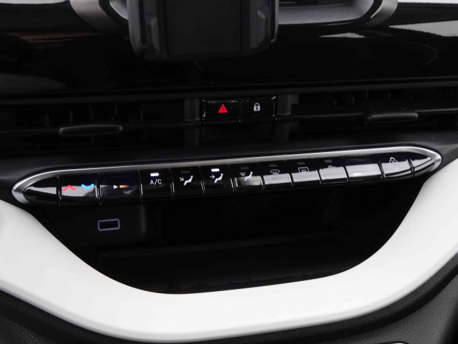 FIAT_FIAT_500E_2547211_11.jpg