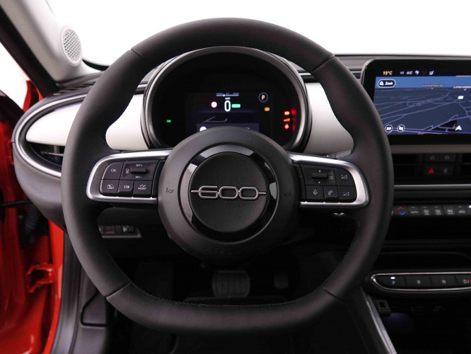FIAT_FIAT_600_2547767_10.jpg