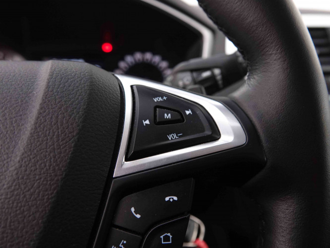 FORD_FORD_MONDEO_2547556_21.jpg
