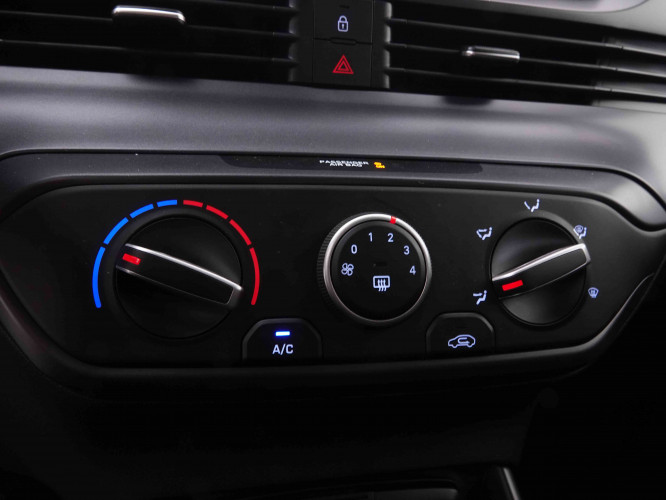HYUNDAI_HYUNDAI_I20_2446323_14.jpg