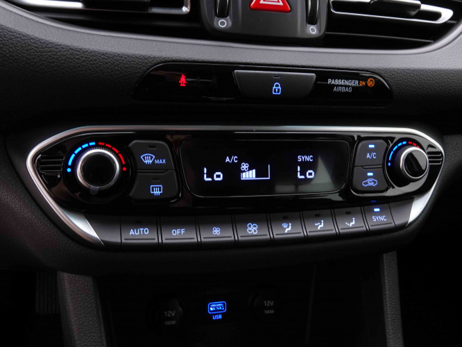 HYUNDAI_HYUNDAI_I30_2548199_42.jpg