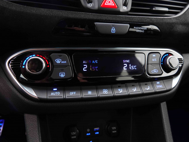 HYUNDAI_HYUNDAI_I30_2548208_20.jpg