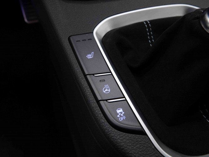 HYUNDAI_HYUNDAI_I30_2548208_21.jpg