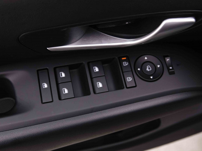 HYUNDAI_HYUNDAI_TUCSON_2548560_18.jpg