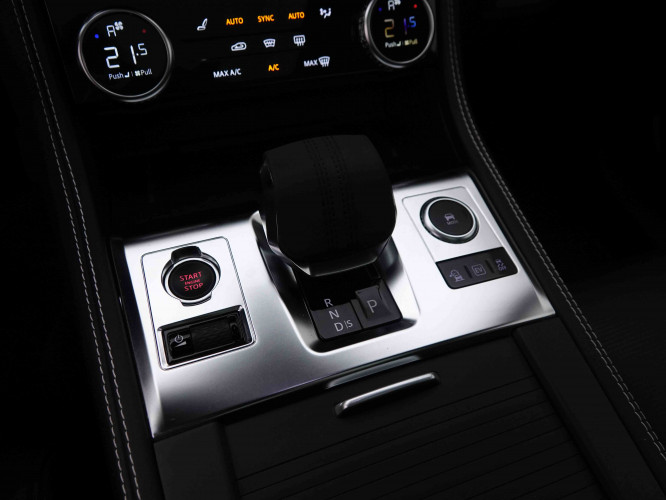 JAGUAR_JAGUAR_F_PACE_2547357_16.jpg
