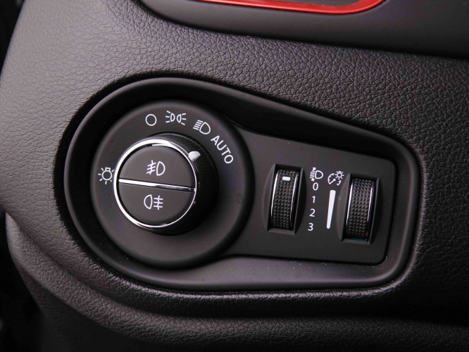 JEEP_JEEP_RENEGADE_2547663_9.jpg