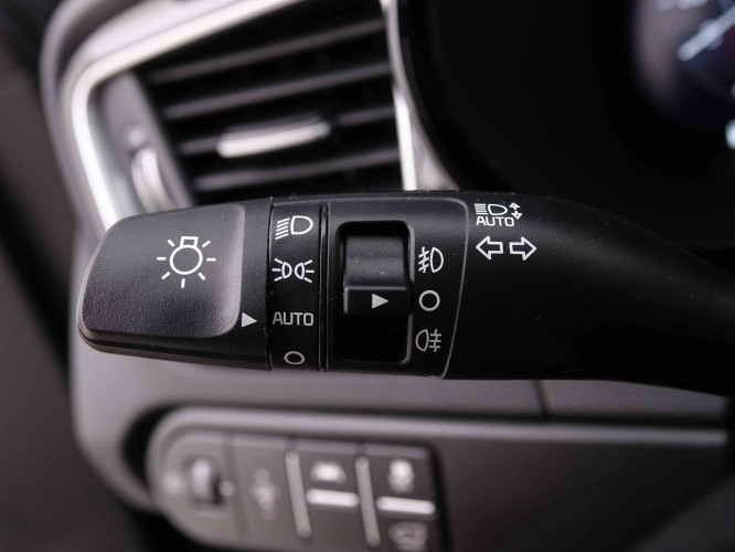 KIA_KIA_CEED SW_2547921_21.jpg