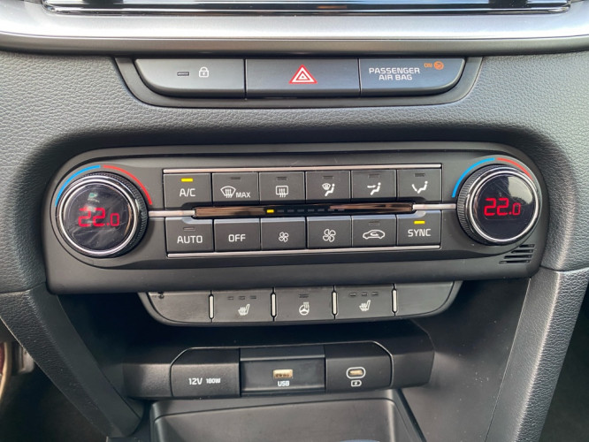KIA_KIA_CEED_FR2300773_12.jpg