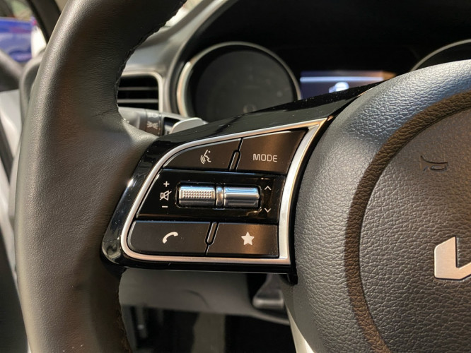 KIA_KIA_CEED_FR2300853_15.jpg