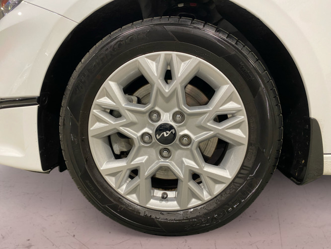 KIA_KIA_CEED_FR2300853_18.jpg