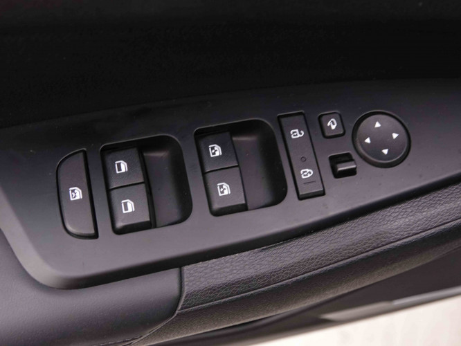 KIA_KIA_SPORTAGE_2548431_25.jpg