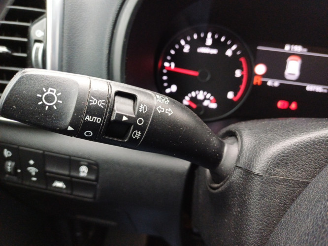 KIA_KIA_SPORTAGE_FR2300787_15.jpg