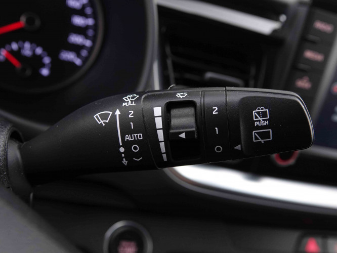 KIA_KIA_STONIC_2548542_16.jpg