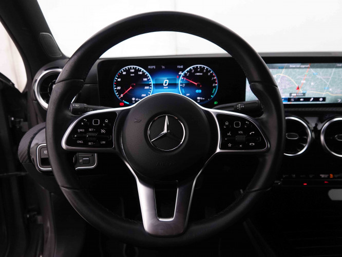 MERCEDES_MERCEDES_AKLASSE_2547992_9.jpg