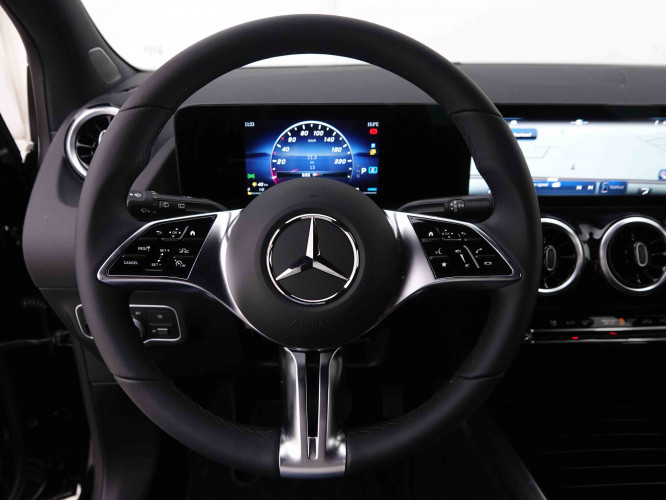 MERCEDES_MERCEDES_BKLASSE_2547928_10.jpg