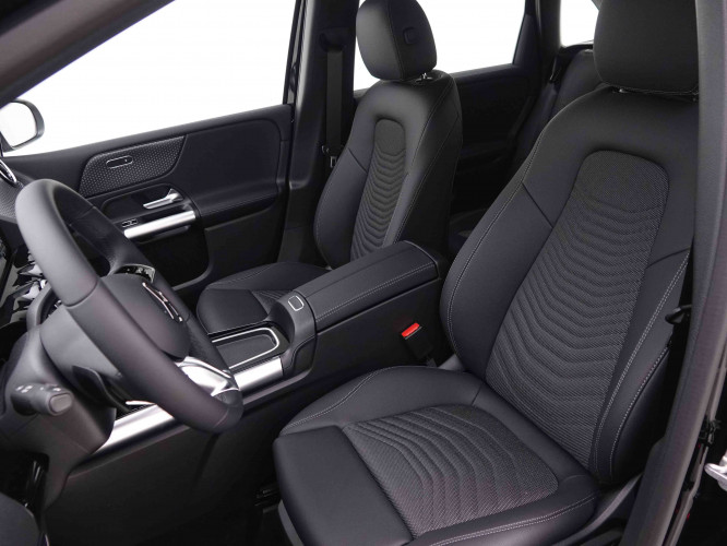 MERCEDES_MERCEDES_BKLASSE_2547928_7.jpg