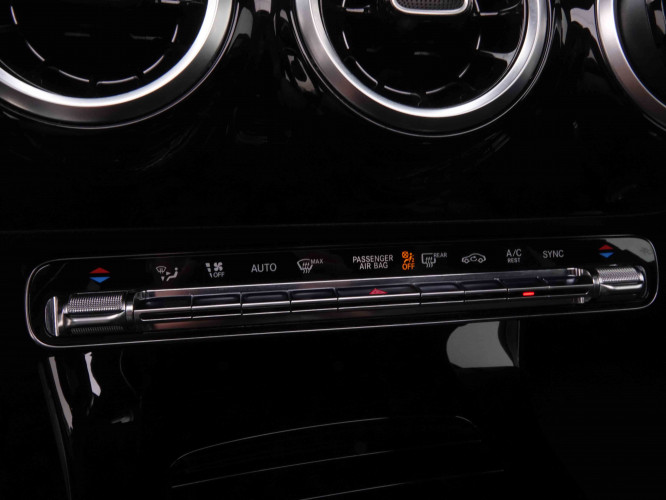 MERCEDES_MERCEDES_CLA_2548339_14.jpg