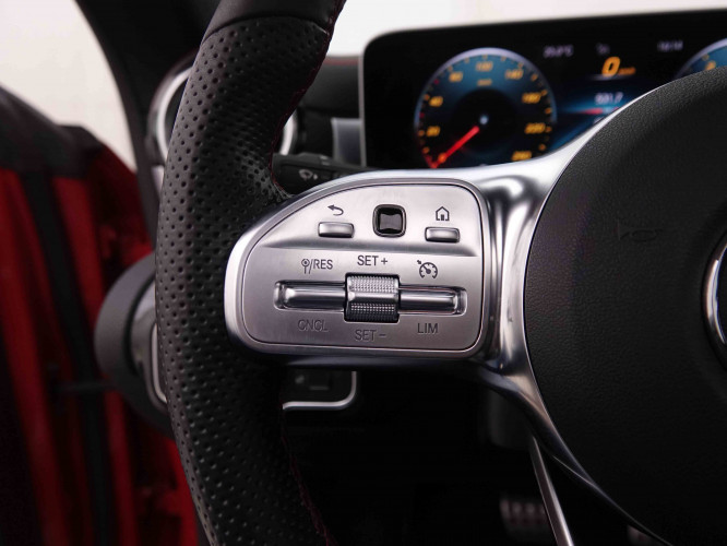 MERCEDES_MERCEDES_CLA_2548339_18.jpg