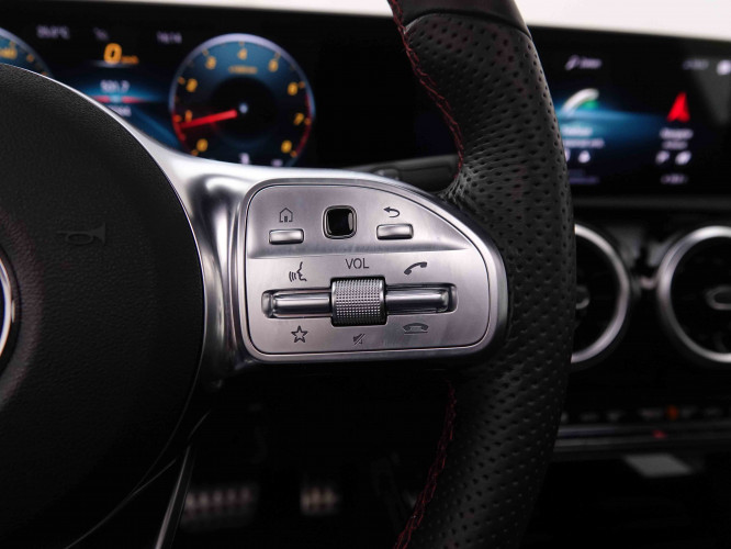 MERCEDES_MERCEDES_CLA_2548339_19.jpg