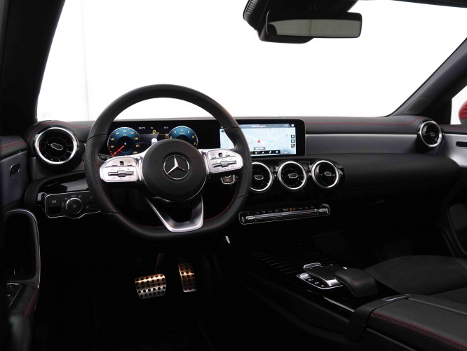 MERCEDES_MERCEDES_CLA_2548339_8.jpg