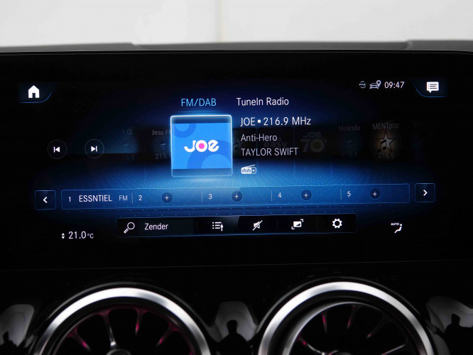 MERCEDES_MERCEDES_EQA_2547990_14.jpg