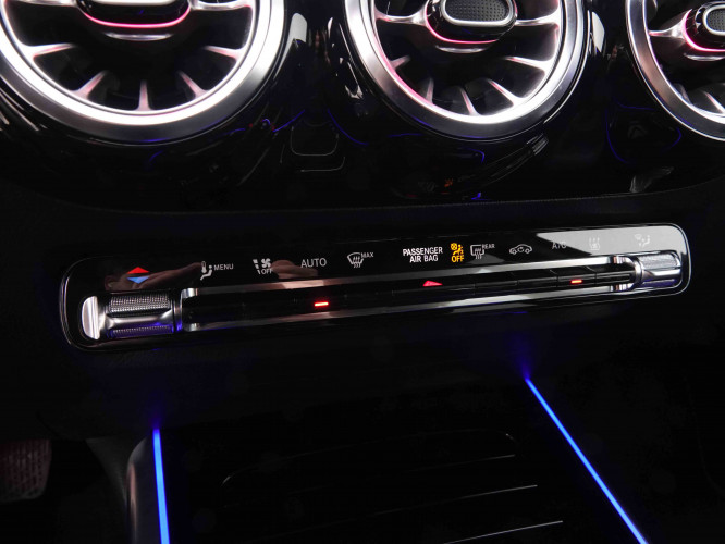 MERCEDES_MERCEDES_EQA_2547990_17.jpg