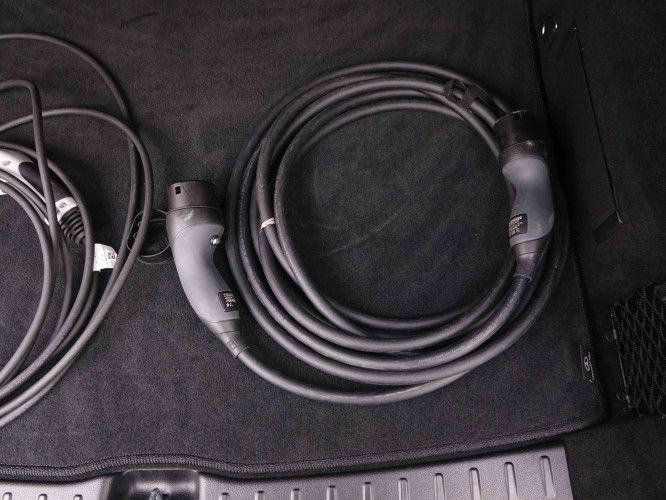 MERCEDES_MERCEDES_EQA_2547990_7.jpg