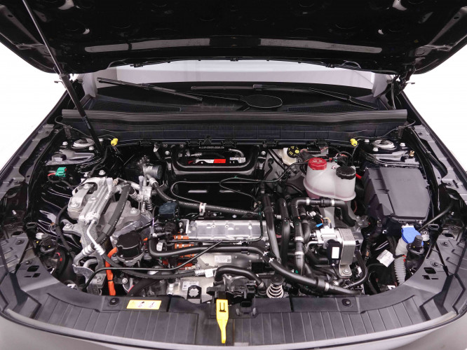 MERCEDES_MERCEDES_EQB_2548010_25.jpg