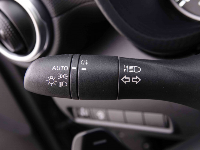 NISSAN_NISSAN_JUKE_2547609_14.jpg