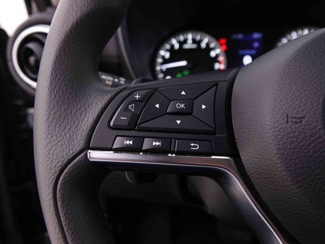 NISSAN_NISSAN_JUKE_2547618_16.jpg