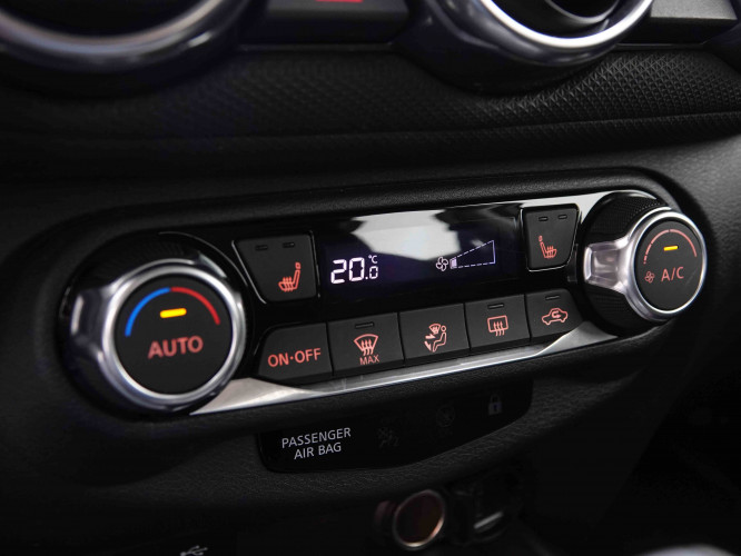 NISSAN_NISSAN_JUKE_2547620_11.jpg