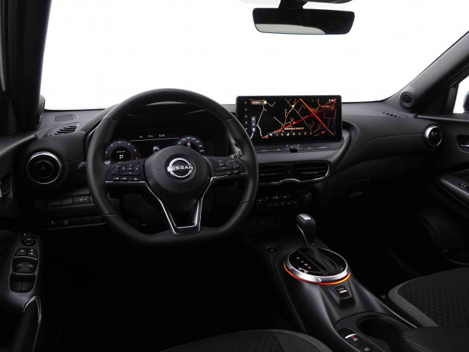 NISSAN_NISSAN_JUKE_2547732_7.jpg