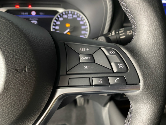 NISSAN_NISSAN_JUKE_FR2300667_13.jpg