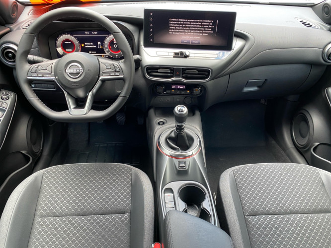 NISSAN_NISSAN_JUKE_FR2301043_4.jpg