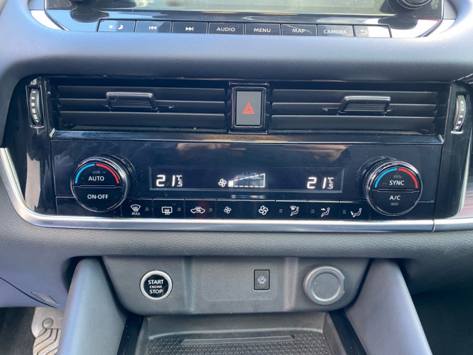 NISSAN_NISSAN_QASHQAI_FR2300948_13.jpg