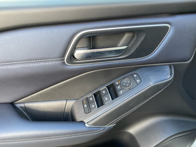 NISSAN_NISSAN_QASHQAI_FR2300948_17.jpg