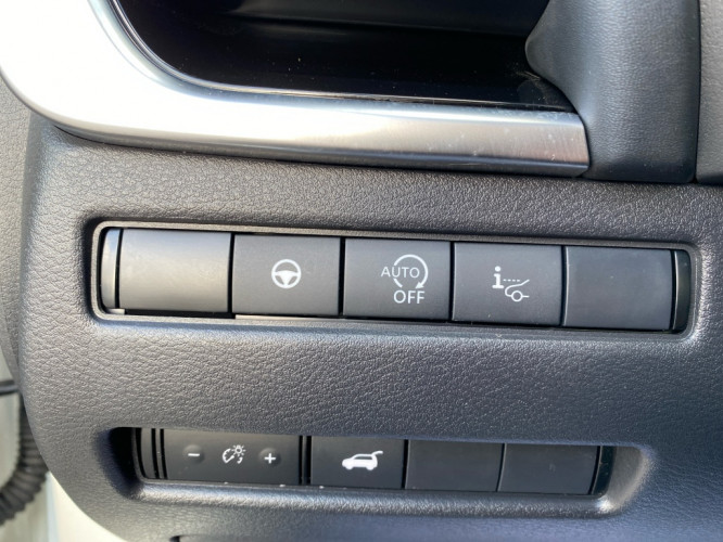 NISSAN_NISSAN_QASHQAI_FR2300948_8.jpg