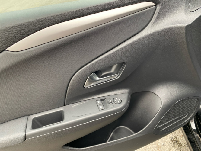OPEL_OPEL_CORSA_FR2300955_17.jpg