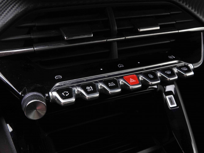PEUGEOT_PEUGEOT_2008_2547557_14.jpg