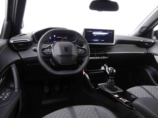 PEUGEOT_PEUGEOT_2008_2547562_7.jpg