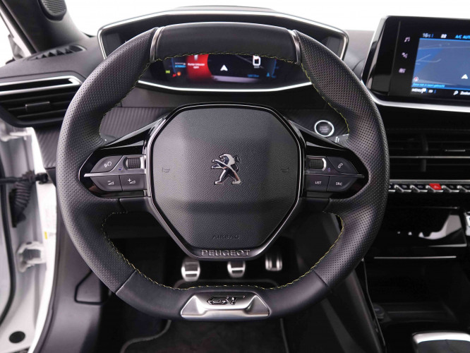 PEUGEOT_PEUGEOT_2008_2547628_8.jpg