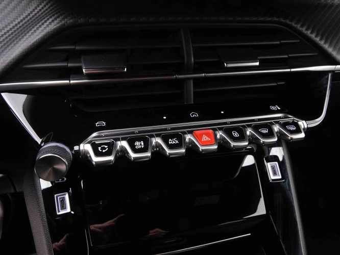 PEUGEOT_PEUGEOT_2008_2548134_14.jpg
