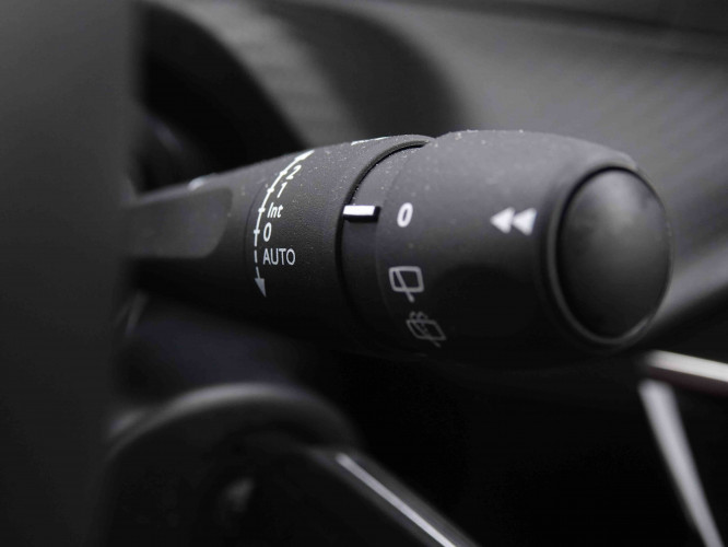 PEUGEOT_PEUGEOT_2008_2548143_16.jpg
