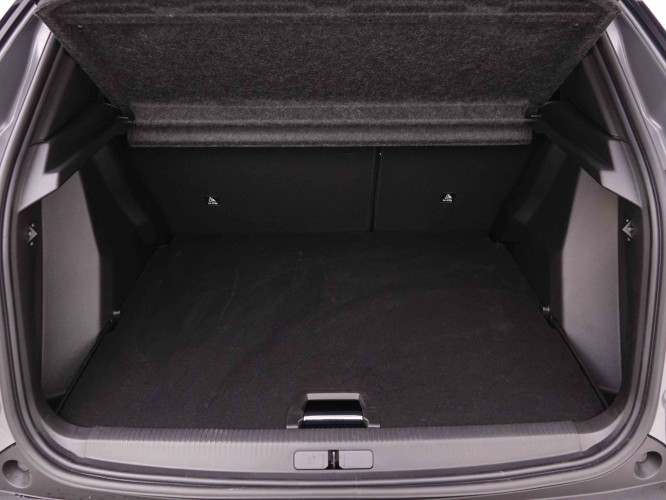 PEUGEOT_PEUGEOT_2008_2548360_5.jpg